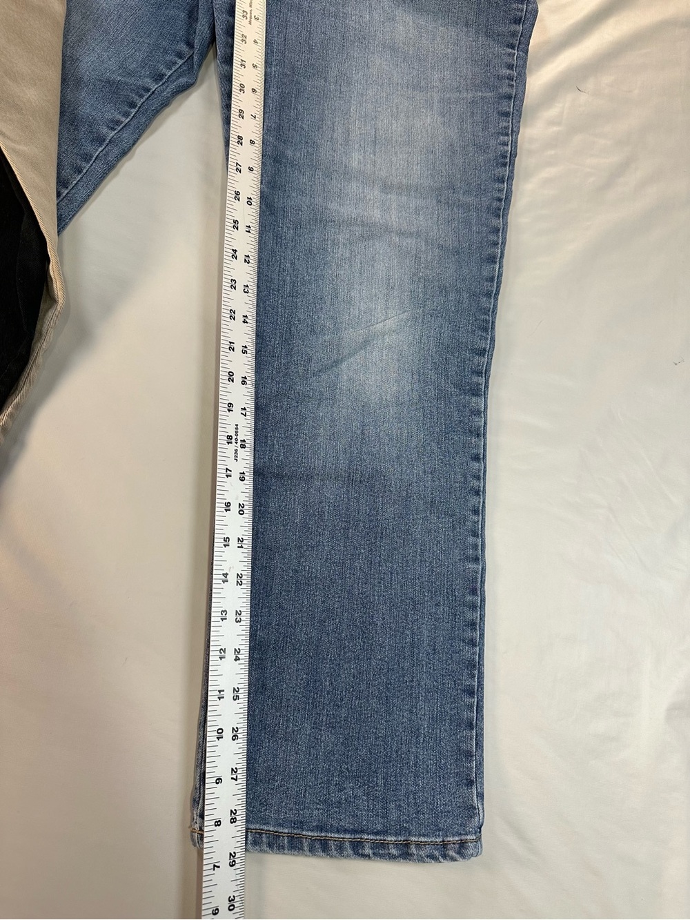 Gloria Vanderbilt Straight Leg Jeans Trio - Blue, Tan, Black size 14 - Picture 11 of 12